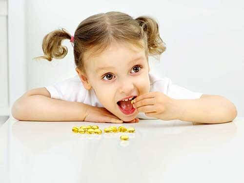 Omega-3-Fettsäuren für Kinder und Jugendliche – wie dosiert man sie und welche sollte man wählen?