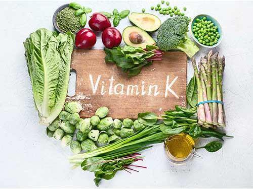 Vitamin K in der veganen Ernährung – wie lässt sich eine ausreichende Versorgung sicherstellen?