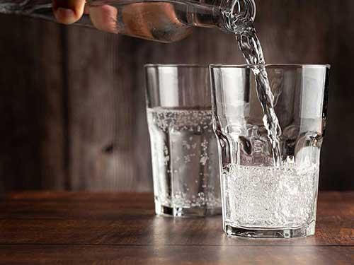 Ist Wasser aus dem Sprudelapparat gesund?